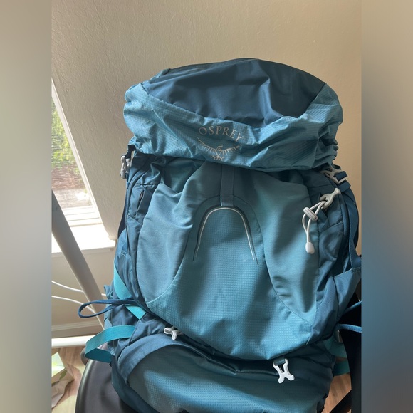 Osprey Aura 65L XS/S Backpacking Pack - Picture 1 of 7